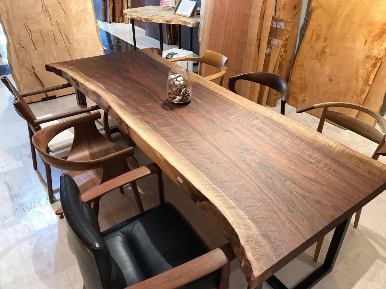 全面縮杢】ウォールナット_2245×870-760-1020×50_横浜元町店_テーブル